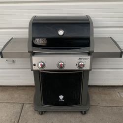 Weber Spirit E-310 BBQ Grill 3 Burners Propane LP For Sale