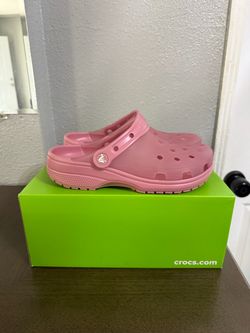 Crocs size 8 women