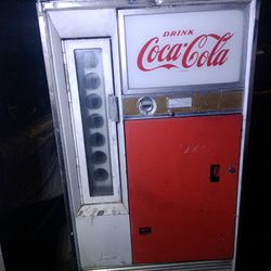 Vintage 1959 Coca-Cola Vending Machine