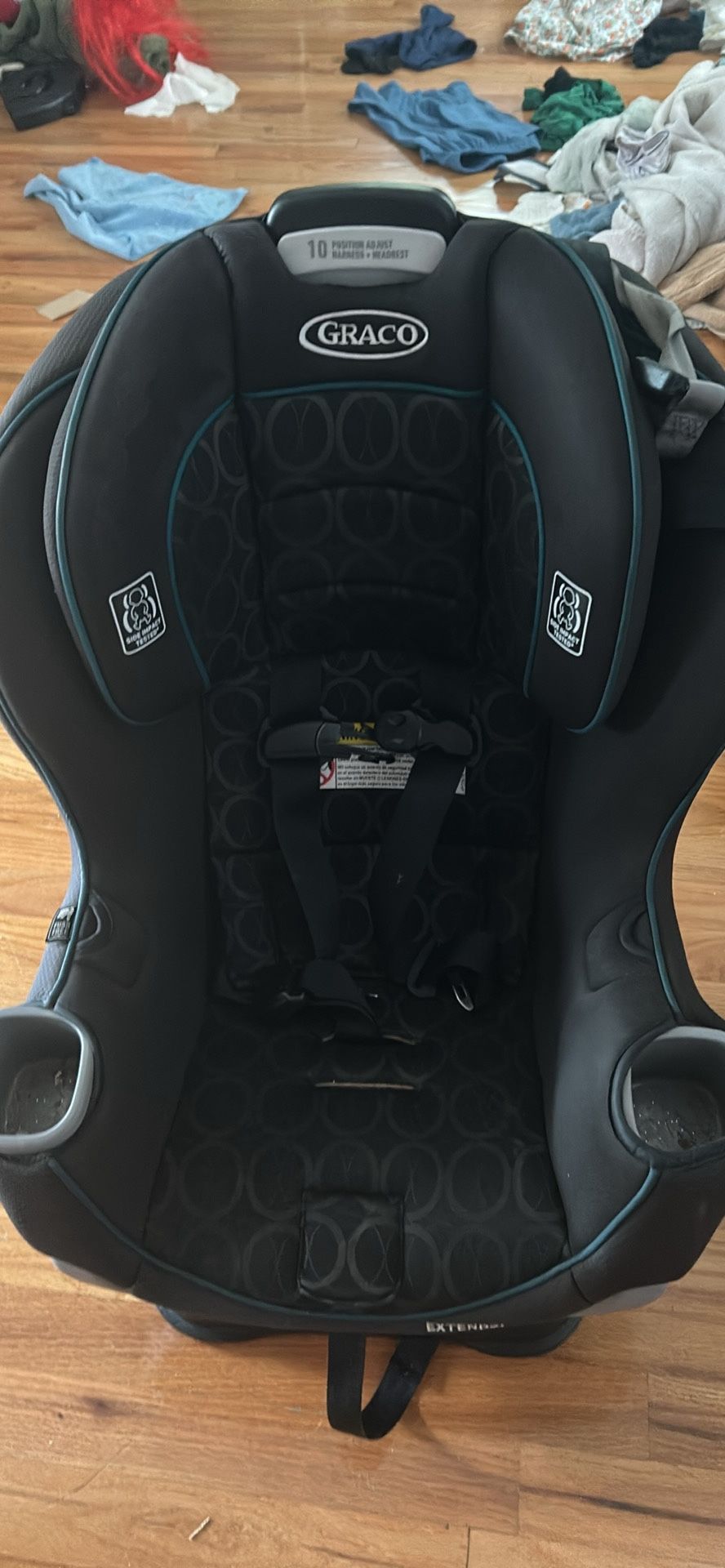 Graco Extend2fit Convertible Car seat