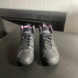 Air Jordan 7 Retro GS ‘Barely Grape’