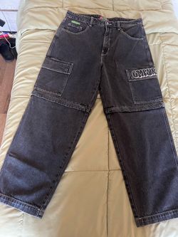 Brand new never worn $35 women’s jeans from zumies