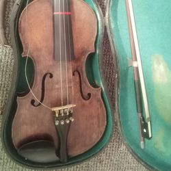 Antique Fiddle, Bow, and Case