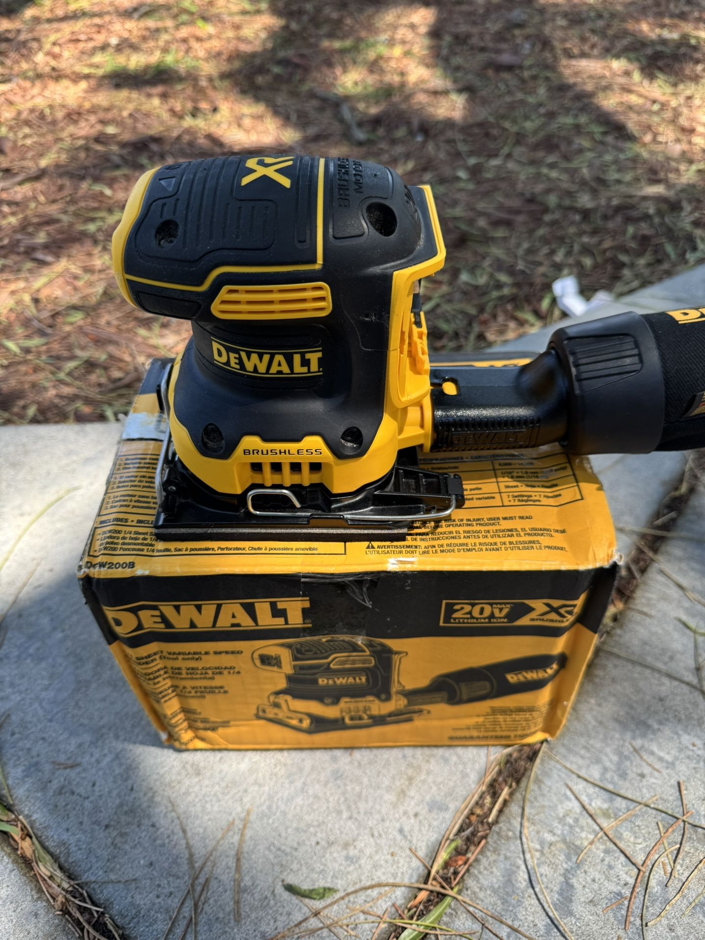 Dewalt Sander 20v