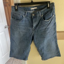 Classic Bermuda Shorts 