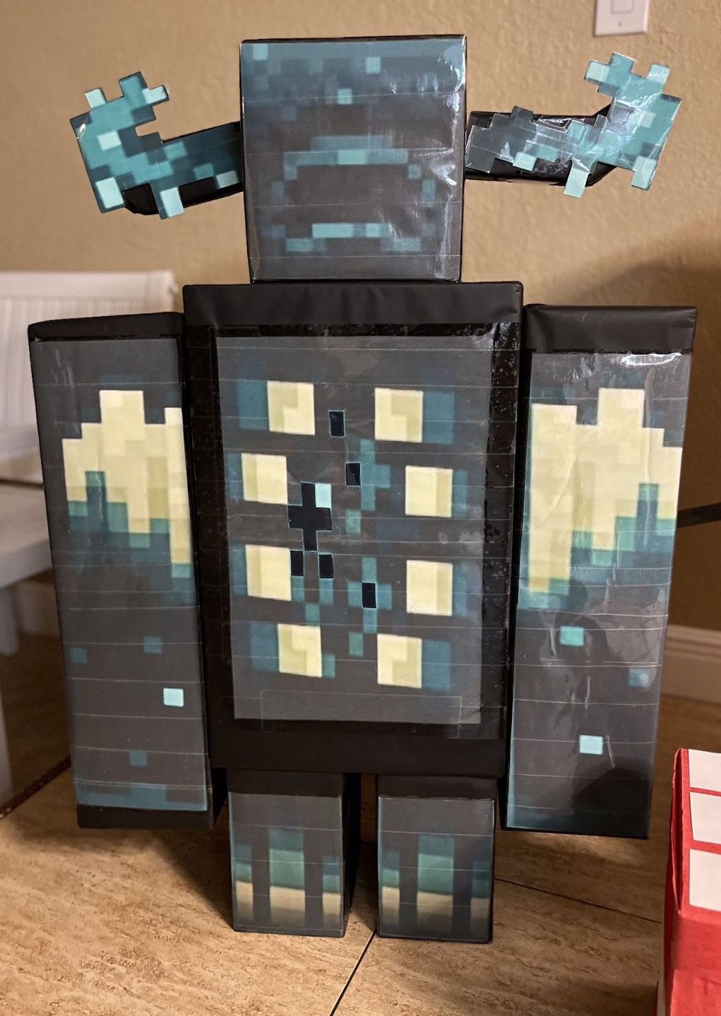Party Decoration Photo Prop Life Size Minecraft Snow Golem the Warden And  TNT Box for Sale in Miami, FL - OfferUp