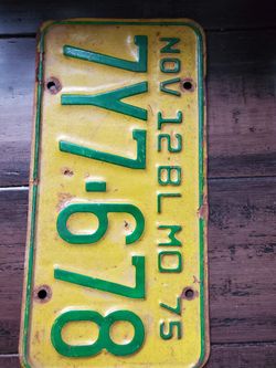 Vintage Missouri 1975  License Plate Single  November 12 BL MO
