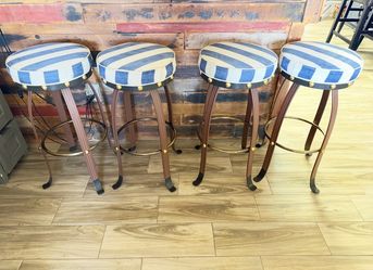 Stool Bar