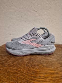 Brooks Adrenaline GTS 24 Athletic Running Shoes 
Women's Size US 8 Medium B