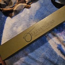 Ollivanders wand ( harry Potter)