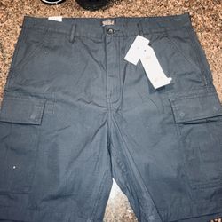 Levi's Men’s Carrier Cargo Shorts 9 Inch Inseam Size 38 Navy Blue NWT Ripstop