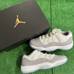 Jordan 11 Retro Cement Grey 
