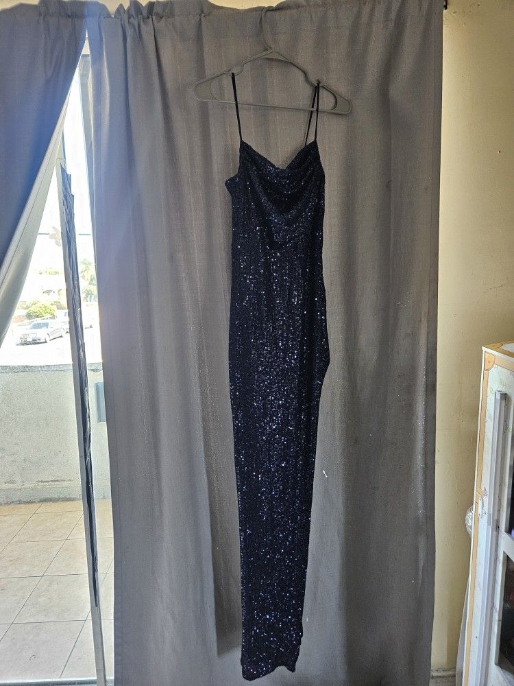 Navy Blue Prom Dress Size M For $40.00 