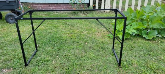 Metal Table/Desk/Workbench Frame