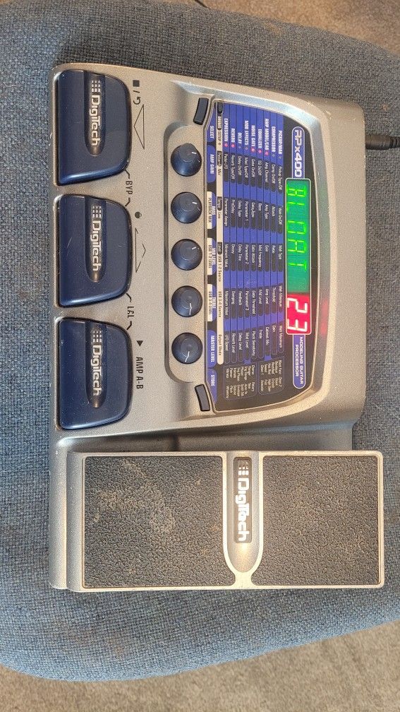 Digitech RP400 Multi Effects Unit