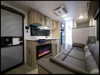 2024 Forrest river 17BHCE