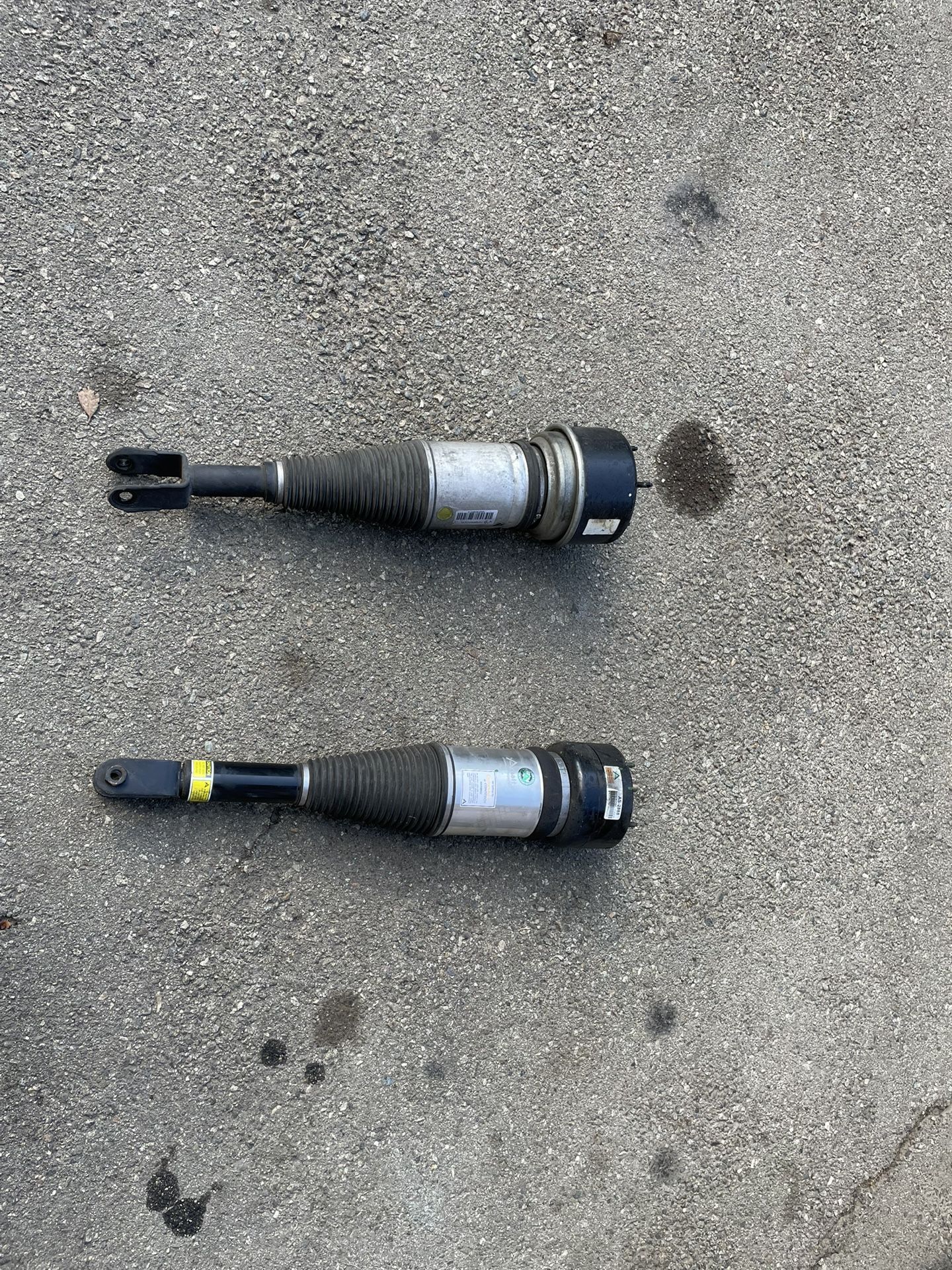 2004 Jaguar XJ8 Front Air Suspension