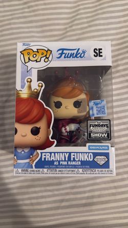 FRANNY FUNKO AS PINK RANGER