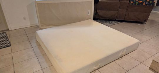 King Size Tempurpedic Mattress