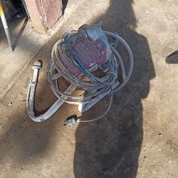 Airless paint sprayer