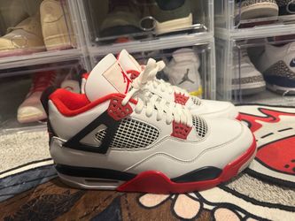Jordan Retro 4 Fire Red (2020)