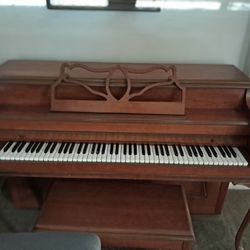Cherry Wood Piano 
