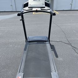 Treadmill ProForm 8.0 Ifit Bluetooth  NEW  Open Box  Assembled