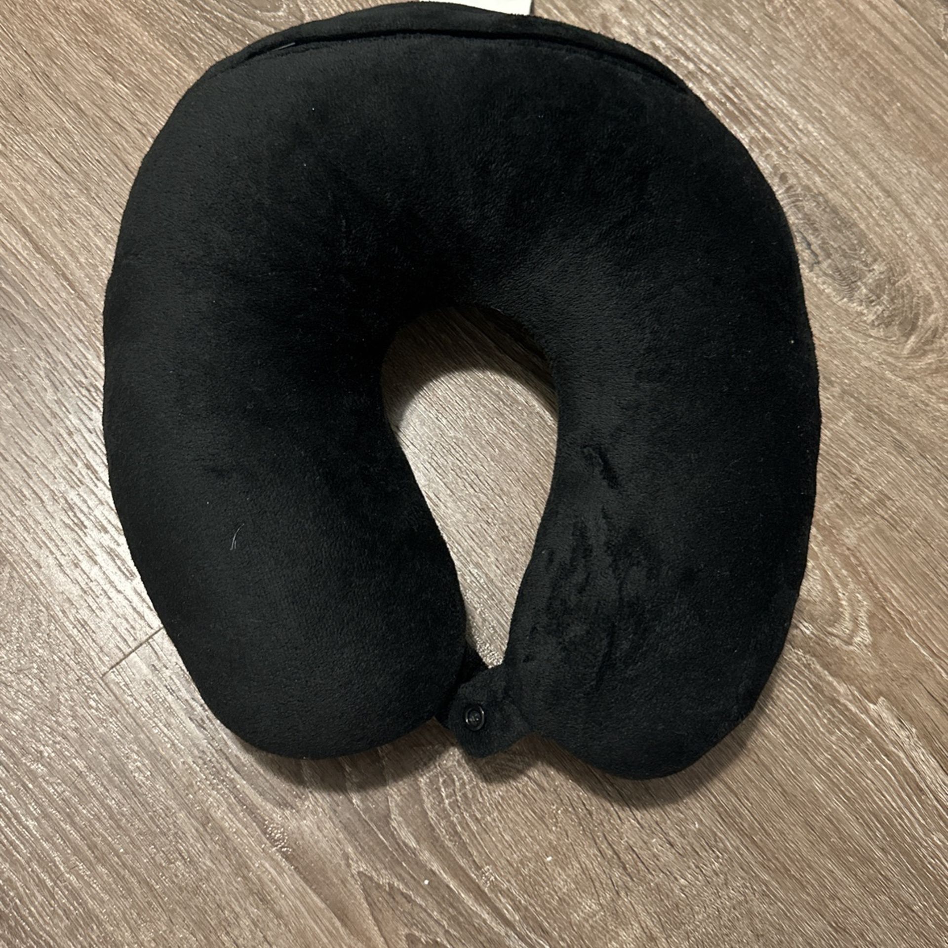 Neck Pillow Black