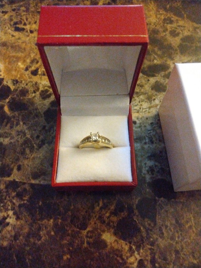 Diamond Engagement Ring