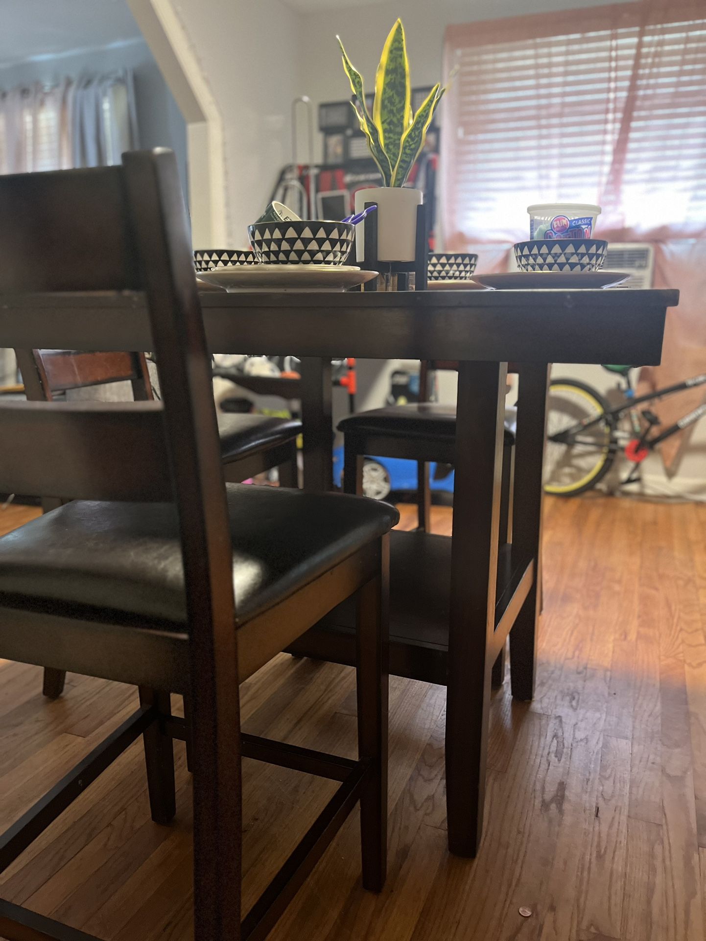 Table Set