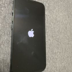 iPhone 13 128GB - UNLOCKED