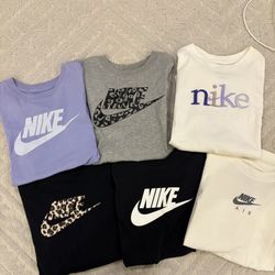 Nike Tshirts Size Girls Small 