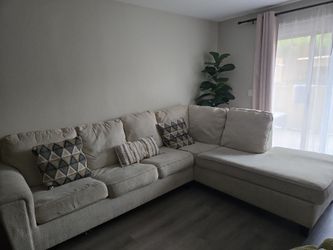 Large Gray Beige Sectional Sofa with Chaise