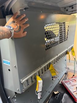 Van partition Ford transit connect