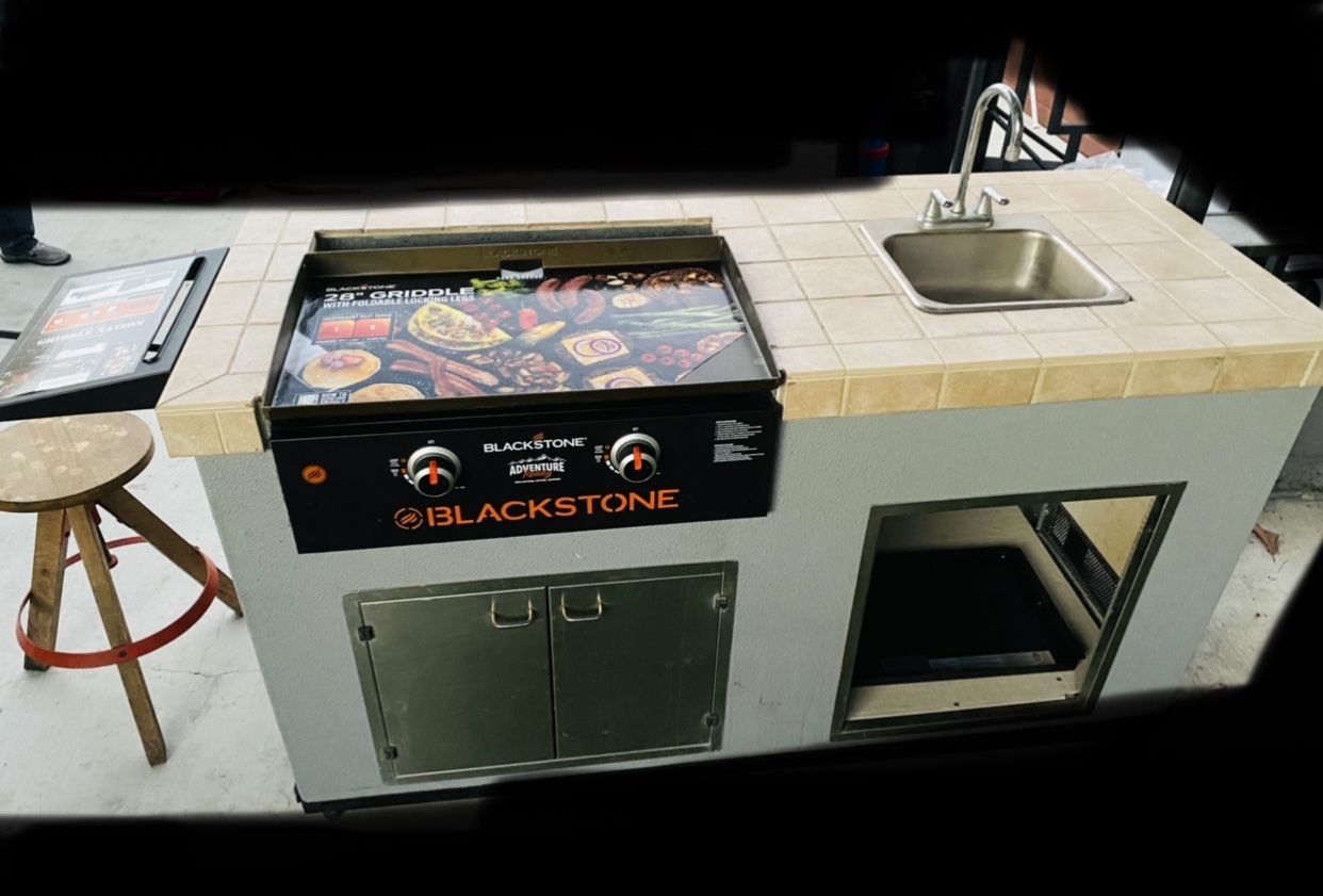 Outdoor Patio Island BBQ w/ Sink