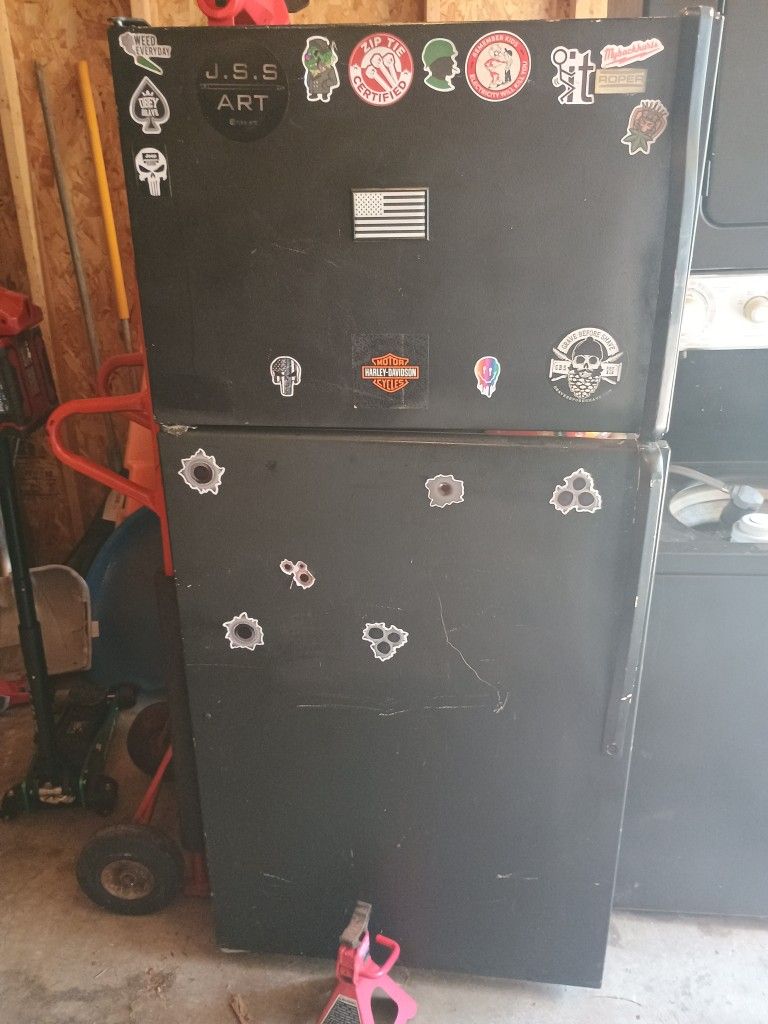 Refrigerator