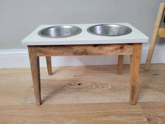 Elevated Dog Food & Water Station