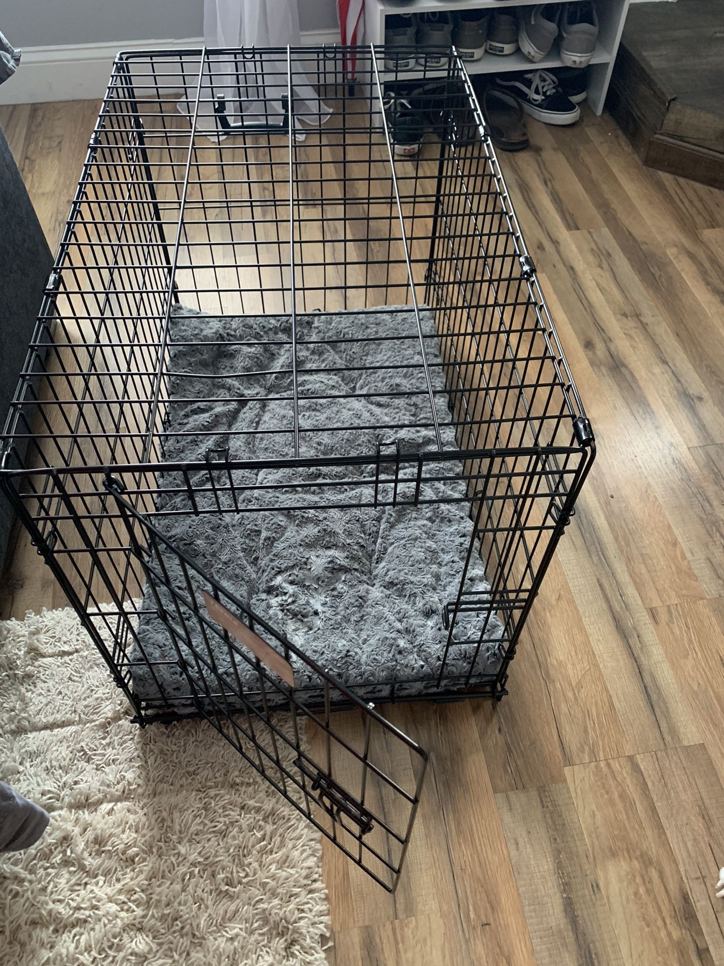 Dog crate