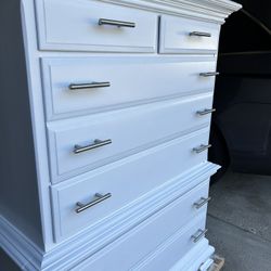 Refinished Vintage Solid Maple Jamestown Sterling House Dresser