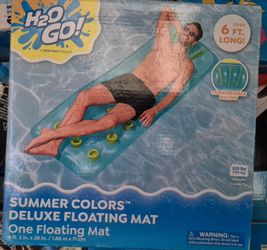 New pool float