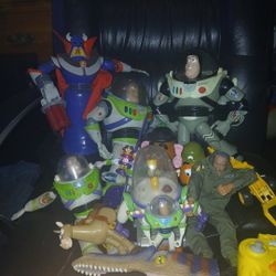 Collector Items.
e buzz lightyear