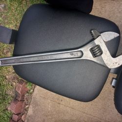 Proto Adjustable Wrench