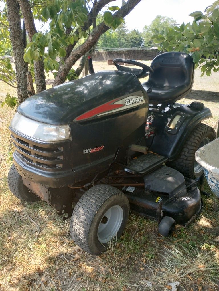 CRAFTSMAN GT5000 54" DECK 25 V-TWIN RUNS N CUTS GREAT