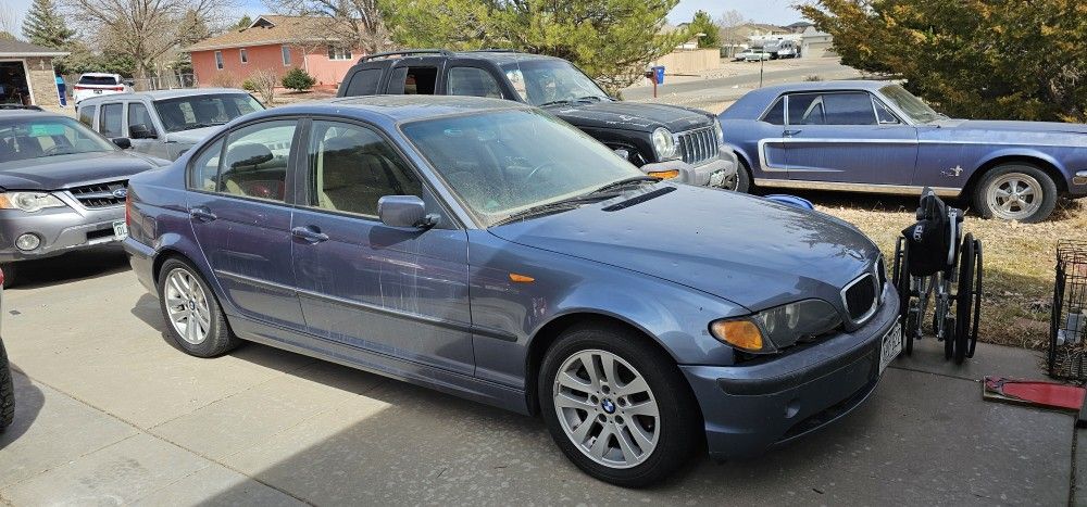 2002 BMW 325i
