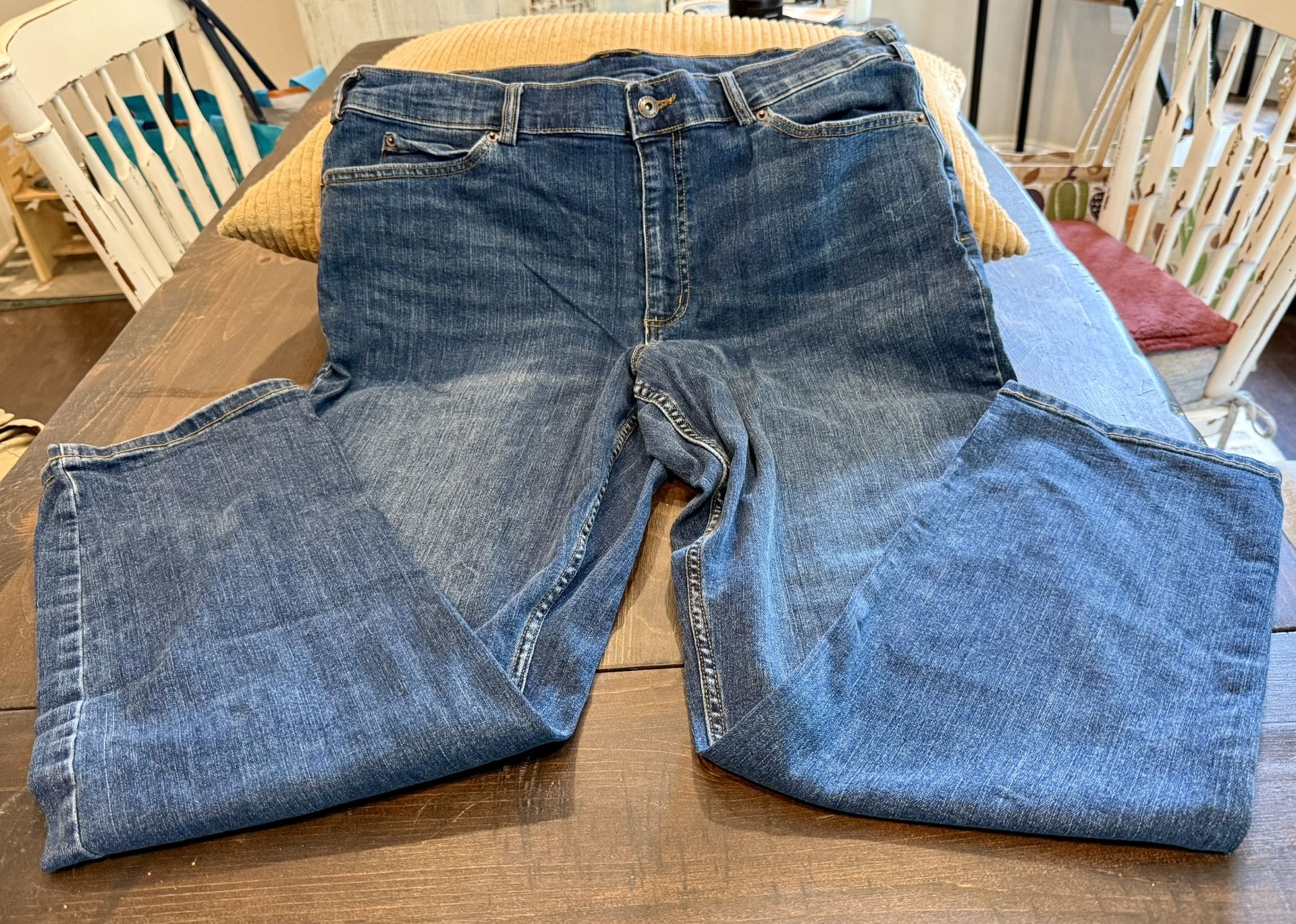 Duluth Trading Co , Women’s Straight Leg Jeans