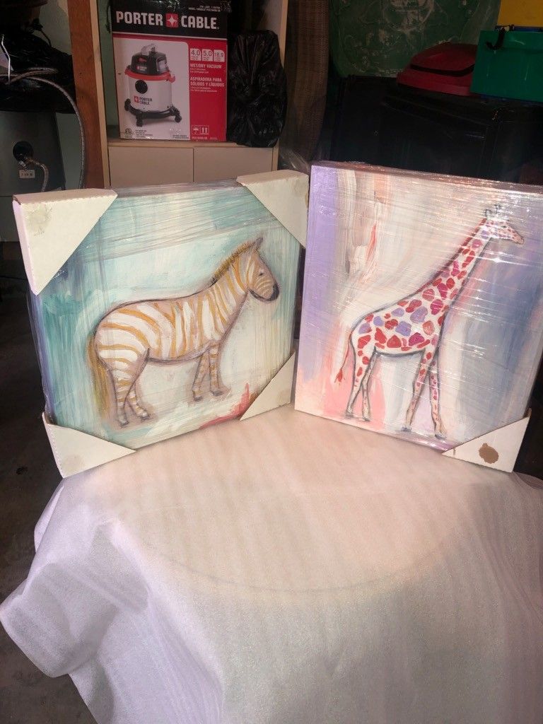 Canvas animal painting