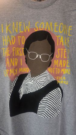 Brandnew- (Large) Rosa Parks graphic tee