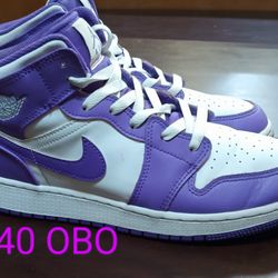 Air Jordan One - Purple Venom - Size 6.5 Y $40 Obo 