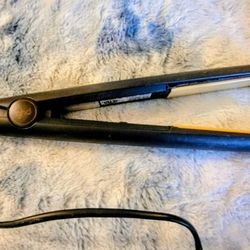 GHD fold Professional Flat Iron Straighner 