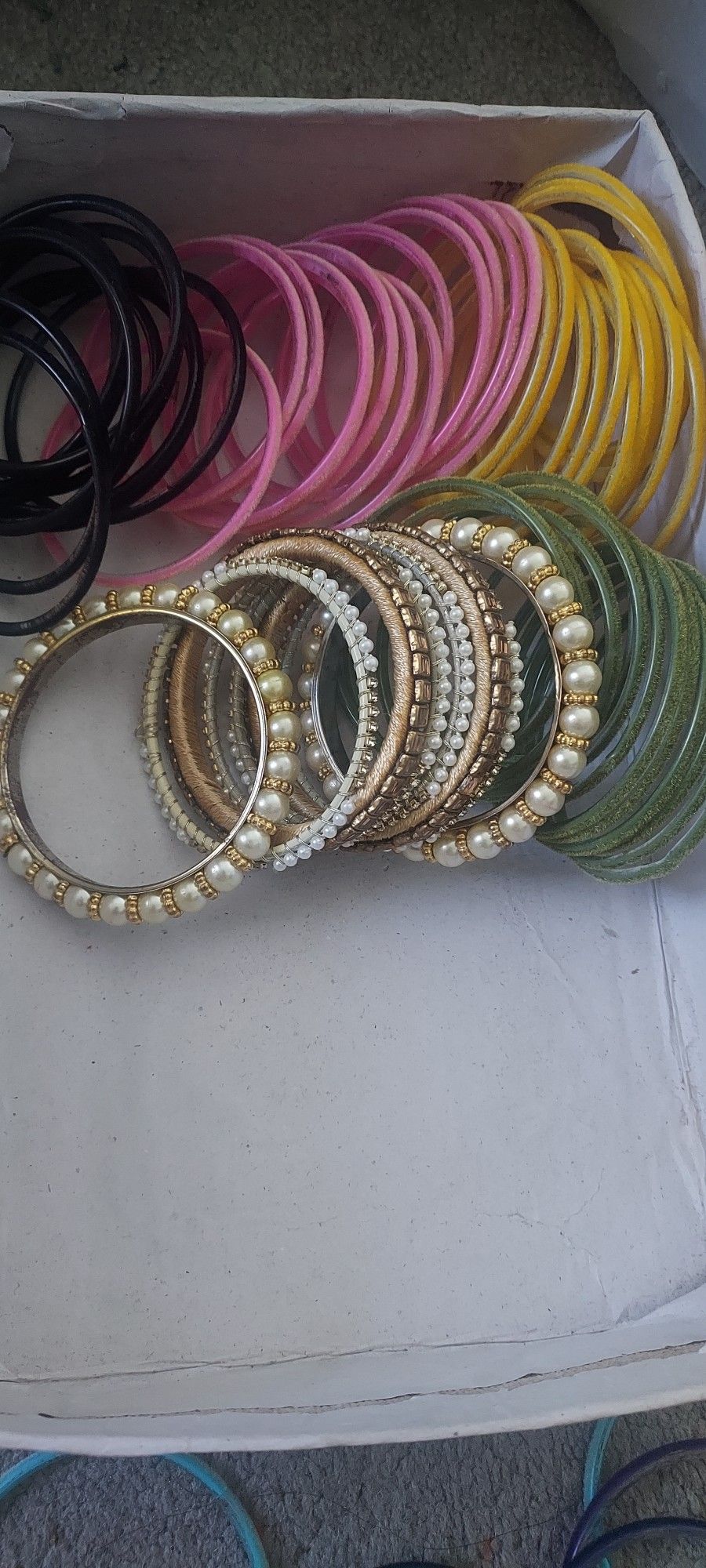 Velvet Glass Bangles Set/eid/wedding/anniversary/baby Shower/gifts Or Any Occasions